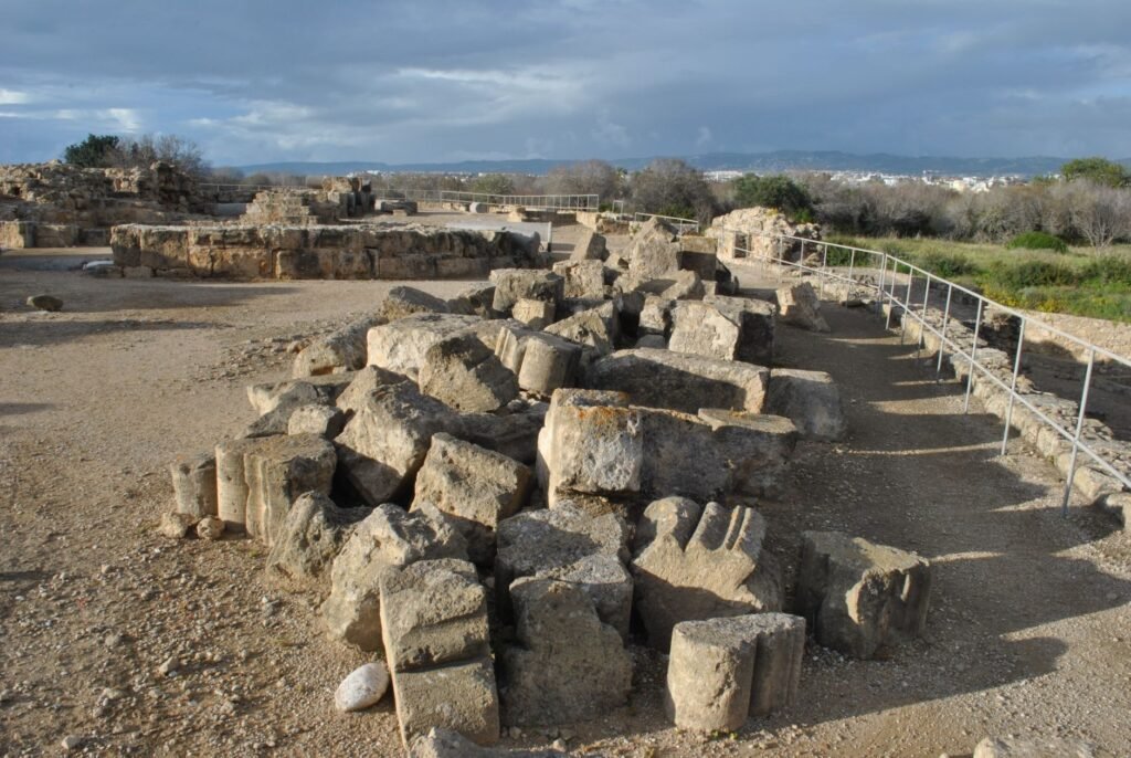 The Promised Land: Israel in the Story of Scripture
